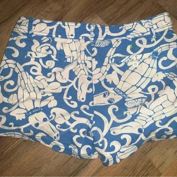 Lilly Pulitzer Gabby Gator Women’s 8 Shorts - Picture 2 of 9